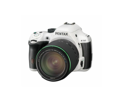 Aparat Pentax K-50 + DA 18-135WR WHITE